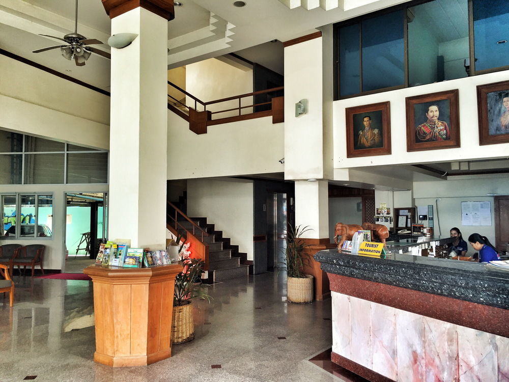 City Hotel Krabi Exterior photo